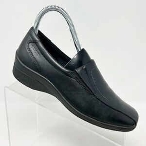Ecco Black Leather Comfort Slip On Small Wedge Loafers Size 36 Square Toe